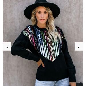 Vici sequence sweater S/M